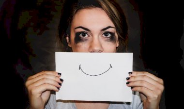 خواتین تشدد پر سماج خاموش کیوں؟