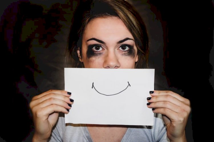 خواتین تشدد پر سماج خاموش کیوں؟
