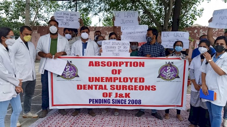 Jobless Dental Surgeons seek Job Package and Separate Directorate